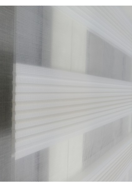 Krem Geçişli Dar Plise Yeni Sezon Zebra Stor Perde