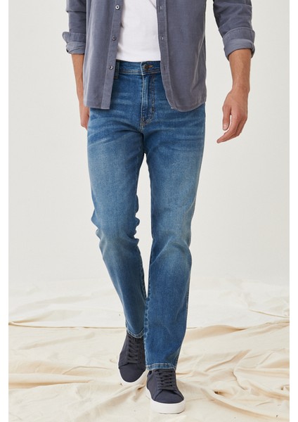 Erkek Arizona Koyu Mavi Straight Fit Normal Bel Düz Paça Esnek Jean Pantolon