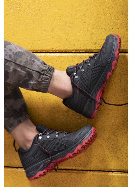 Unisex Trekking Ayakkabı Siyah Kırmızı Kaymaz Taban Su Geçirmez Özellikte modelleri