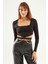 Zincir Detaylı Crop Bluz Siyah 3