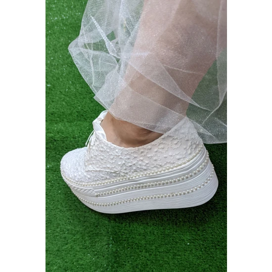 Berush Bride 300 Serisi  Dolgu Topuk Sıra Incili Gelinlik Ayakkabısı