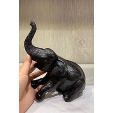 Miamantra Hortumu Havada Oturan Fil Heykelciği - 20CM