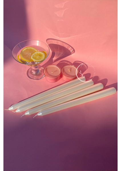 Premium Seri Kokulu Beyaz Rengi Sedefli Konik Şamdan Mum 4'lü Set modelleri