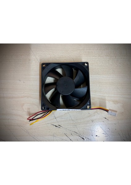 8 cm 12 Volt 3 Pinli Fan 8 cm Fan 12 Volt 8 cm Fan
