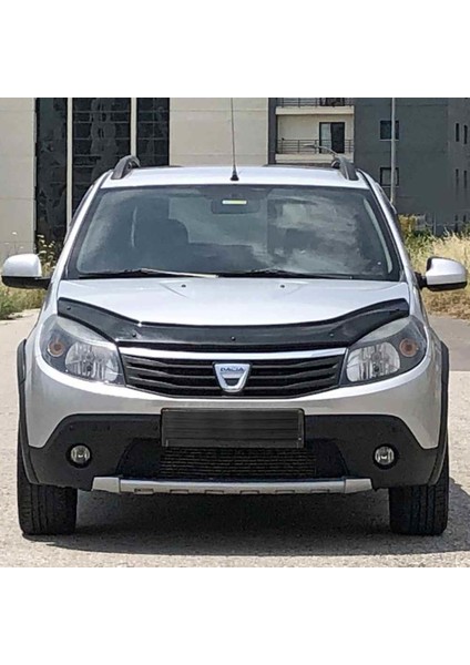Dacia Sandero 2009-2012 Ön Kaput Rüzgarlığı modelleri