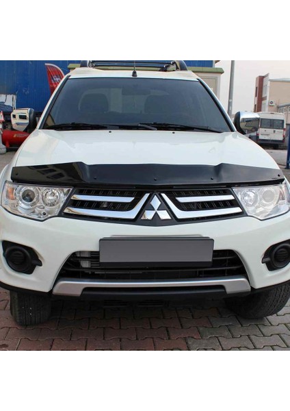 Mitsubishi L200 2007-2015 Ön Kaput Rüzgarlığı