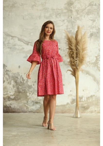 Kırmızı Çiçekli Belden Büzgülü Elbise fiyatları