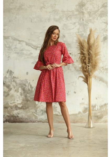Kırmızı Çiçekli Belden Büzgülü Elbise modelleri