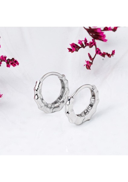 Kemik Beyaz Halka Altın Küpe fırsatları