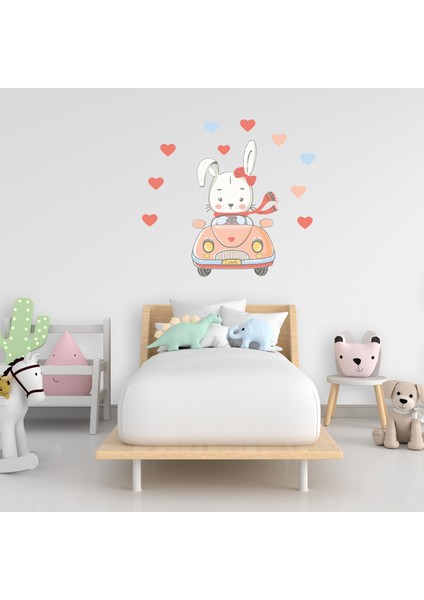 Araç Kullanan Sevimli Tavşan ve Kalpler Çocuk Odası Sticker