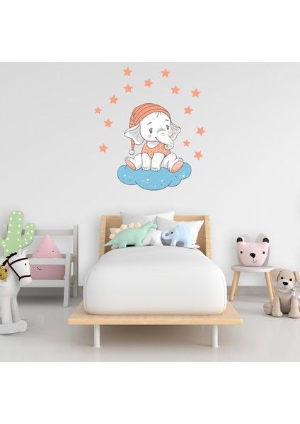 Bulutta Oturan Sevimli Fil ve Yıldızlar Çocuk Odası Duvar Sticker