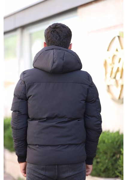 Erkek Siyah Kapüşonlu Şişme Mont