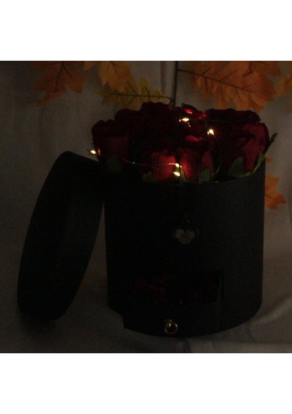 Kutu Dolusu Güller 15 Adet Papatya Kolye Vintage LED Işıklı Set