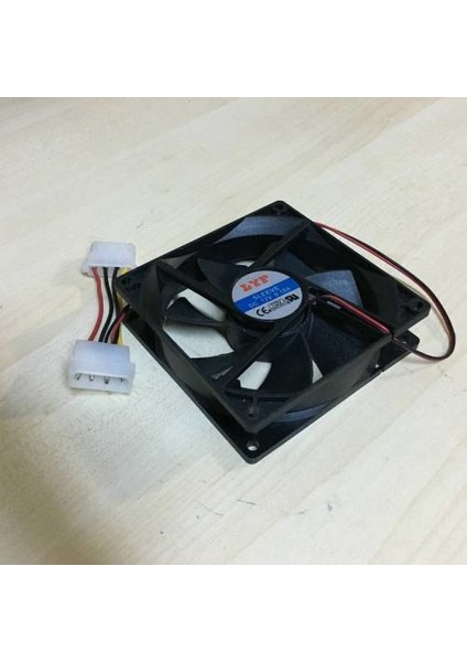 9cm 12 Volt 2 Pinli (Molex) Fan 9 cm Fan 90X90X24MM