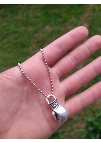 The Collection unisex Gümüş Renk Boks Eldiven Kolye fırsatları