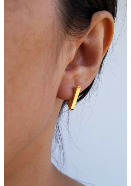 Unisex Gold Triagle Titanyum Üçgen Çelik Küpe modelleri