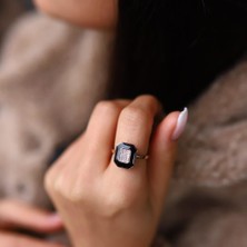 By Golden House Pırlanta Oktagon Mine Yüzük