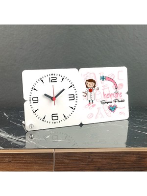 Hediyelen Hemşire Ahşap Masa Saati 004