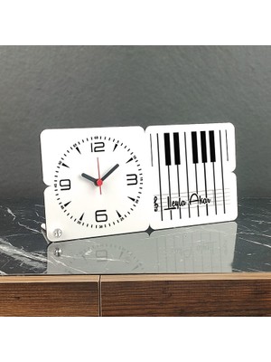 Hediyelen Müzik Öğretmeni Ahşap Masa Saati 003