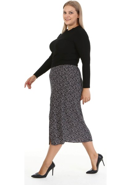 Arka Beli Lastikli Yırtmaçlı Etek modelleri