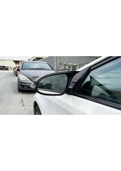 Toyota Auris 2012 - 2018 Yarasa Ayna Kapağı ( (Piona Black) fiyatları