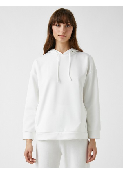 Kapüsonlu Cepli Sweatshirt