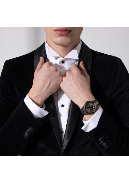 VRSCVEVK00320 Erkek Kol Saati fiyatları