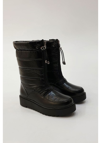 Kadın Siyah Rugan Kar Botu modelleri