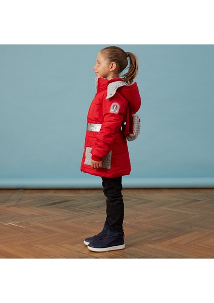 Orta Boy Kırmızı Çantalı Kız Anorak fiyatları