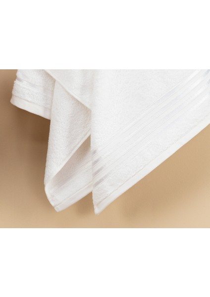 Maynor Bordürü Floşlu Banyo Havlusu - Beyaz - 70x140 Cm fiyatları