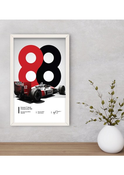 Gift Formula 1 Tasarımlı Dekoratif Ahşap Beyaz Çerçeveli Tablo-4