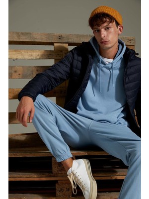 DeFacto Slim Fit Kapüşonlu Su İtici Isı Yalıtımlı Warmtech Şişme Mont N4661AZ21AU