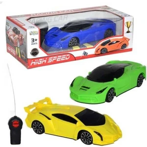 Kumandalı Iki Fonksiyonlu Kırmızı Araba