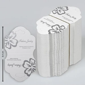 Çiçekli Kolye Kartı