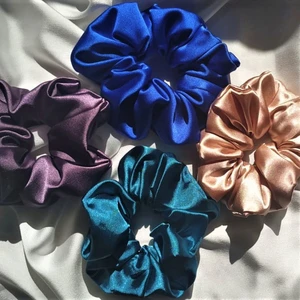Kadın Lastik Saten Mavi Yeşil Simit Scrunchie Saç Toka Seti