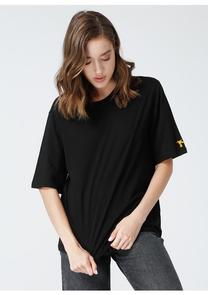 Bisiklet Yaka Düz Siyah Kadın T-Shirt DANTITA fiyatları