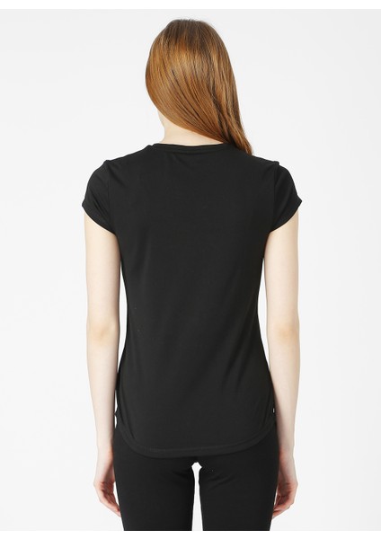58685701 Active Tee Siyah Kadın T-Shirt modelleri