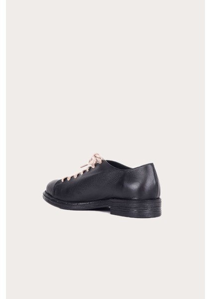 Bej Deri Kadın Düz Ayakkabı fırsatları