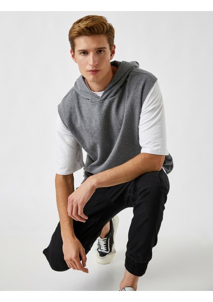 Kapşonlu Kolsuz Sweatshirt