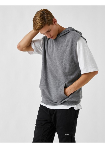 Kapşonlu Kolsuz Sweatshirt fiyatları