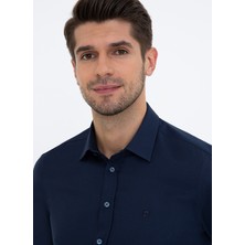 Pierre Cardin Klasik Yaka Slim Fit Armürlü Lacivert Erkek Gömlek