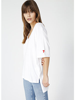 Fabrika Talita Beyaz V Yaka Kadın T-Shirt