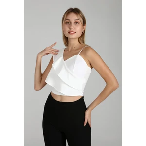 Collection Kadın Beyaz Tek Omuzu Ayarlanabilir Askılı Tek Omuzu Fırfırlı Crop Bluz