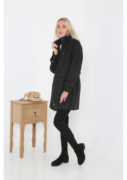 Kadın Kısa Kaşmir Kaşe Kapşonlu Kürklü Kaban Mont modelleri