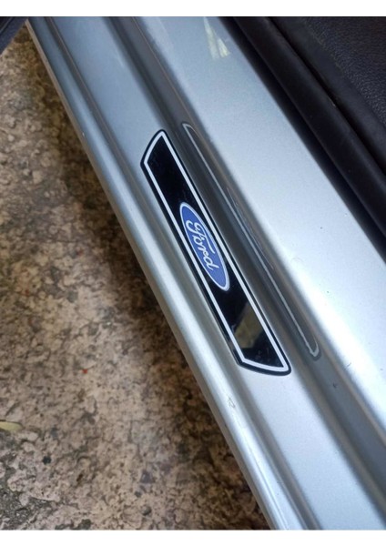 Maverick Piano Black Kapı Eşiği 4'lü Set fırsatları