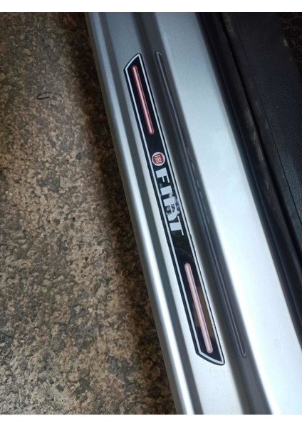 Fiat Talento Piano Black Kapı Eşiği 4'lü Set