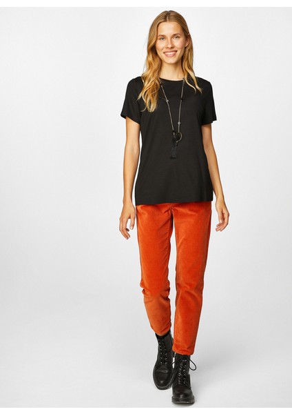 Kısa Kol Basic Yaka Siyah Kadın T-Shirt modelleri