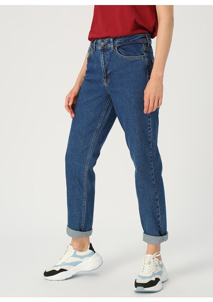 Relaxed Straight Lacivert Kadın Denim Pantolon