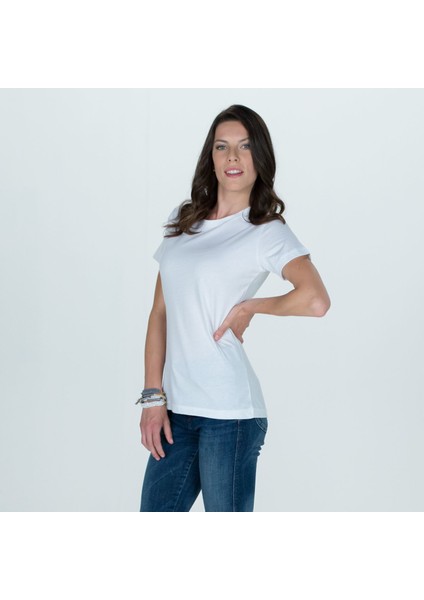 Kadın Basic T-Shirt - Beyaz modelleri