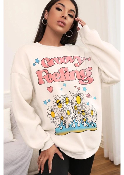 Kadın Ekru Groovy Feeling Oversize Sweatshirt